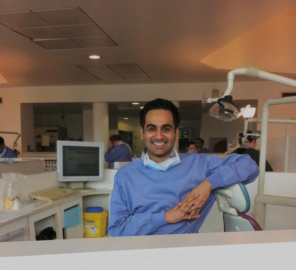 Dr. Sameer Lakho